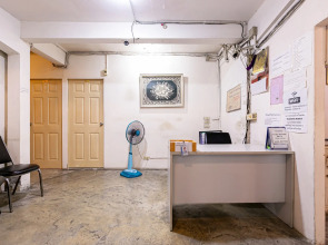 Freesia Saladaeng Silom Apartments