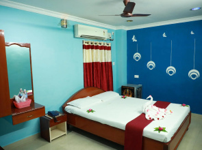 Golden Sun Inn