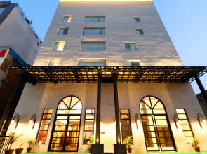 Hotel Palmdale