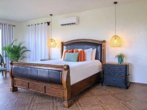 El Regalo Resort