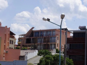 Lucky Beach Apartments