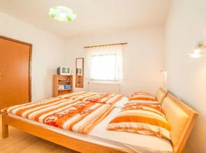 Apartments Ana Pula [VR]