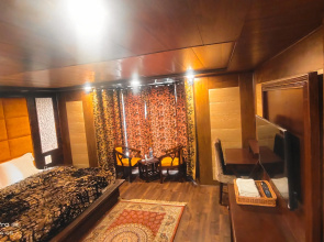 Hotel Zahgeer Gulmarg