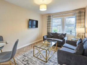 Host Stay Column Mews
