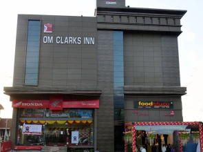 Om Clarks Inn Raebareli