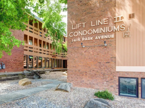 3BR 2BA Cozy Park City Condo by RedAwning