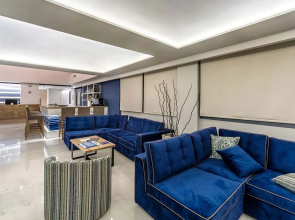 Pollis Hotel