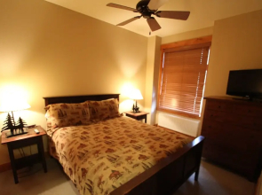The Cabins 18 3 Bedrooms 2 Bathrooms Condo