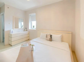 Strategic And Homey 2Br At Grand Palace Kemayoran Apartment