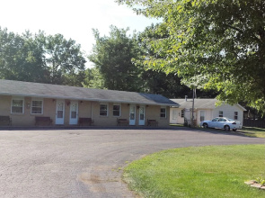 St Charles Motel