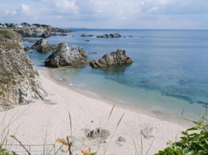 Apt. T2 avec piscine au départ de la Cote Sauvage