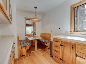 North Lake Hideaway Prime Locale for Outdoor Fun