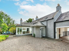 Arddan House - Your Perfect Coastal Retreat