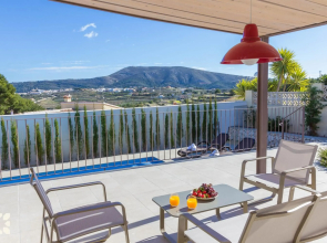 Villa Dalia by Abahana Villas
