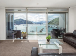 Oxleys Penthouse 506