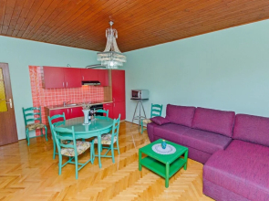 Apartments Mladenka