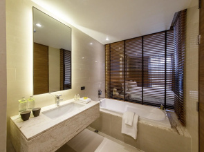 LiT BANGKOK Residence