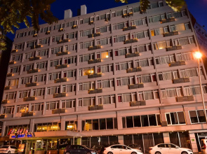 Gur Kent Hotel