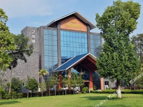 Longyuan Conference Center(绵阳仙海龙源会议中心)