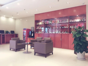 Hanting Express Xinzhou North Qiyi Road Hotel