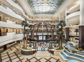 Mövenpick Grand Al Bustan Dubai