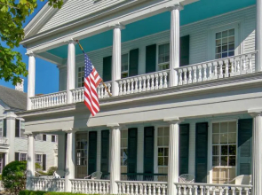 Captain Morse House - Luxury, Waterfront, Town, & Beaches - 5 stars