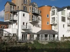 Indigo Apartments