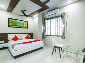 OYO 67158 Hotel Bhagvati