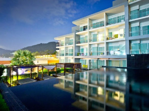 Sugar Palm Grand Hillside