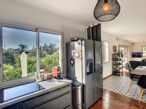 beautiful villa 3 rooms, 165 m² on 2 levels.