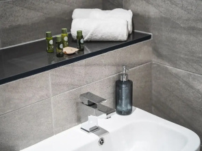 Staycay Modern 2-bed Apartment in Sheffield City Centre