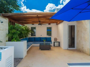 Luxury Private 3BED Villa, Garden, Pool,Security