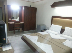 Hotel Rajmata