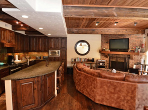 Chateau Eau Claire & Roaring Fork by Frias Properties