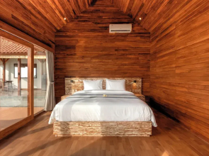 Seraya Cove Estate Managed by Manara