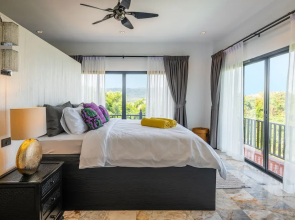 Picturesque 4br Cape Yamu  Pool Villa