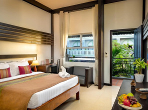 Reveal Courtyard in Reveal Angkor