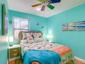 Colorful Gulfport Home: Walk to the Art District!