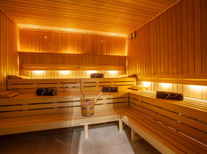 Grupotel Playa de Palma Suites & Spa