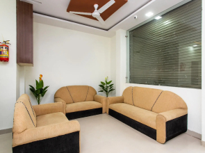 OYO 26904 Hotel Manjulam Regency