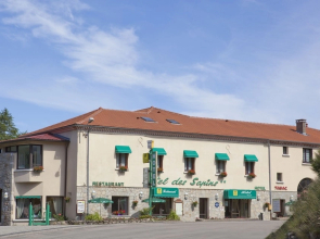 hotel des Sapins