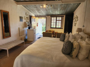 Cleopatra Mountain Farmhouse