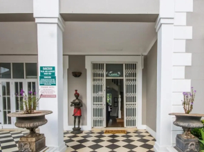 Bon Ami Guest House