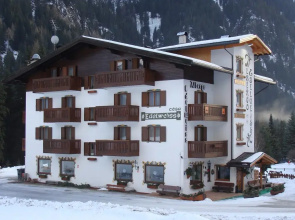Hotel Cesa Edelweiss