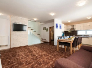 Holiday Home Villa Branka