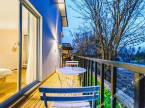 Blue Stream Washe Hostel