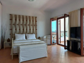 Cyan Studio Deluxe with Sea View - Free Parking