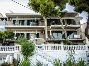 Mina Apartments