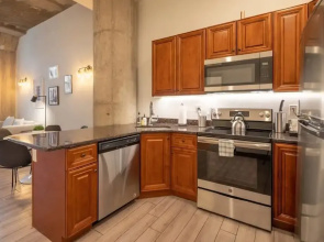 Sosuite 2BR Apt w W/d, Gym, On-site Restaurant
