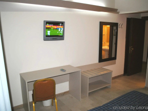 Auto Park Hotel